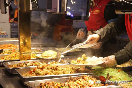 在工院，懷揣十塊錢能做些啥？