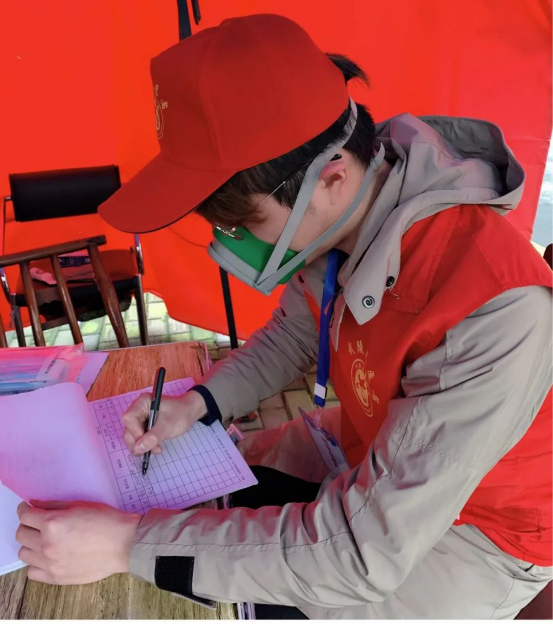 抗擊疫情，工院學(xué)子在行動